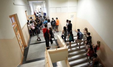 Αύξηση ωραρίου εκπαιδευτικών φέρνει το συμπληρωματικό μνημόνιο