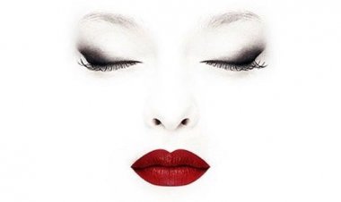 Προσοχή: Επικίνδυνο κραγιόν αποσύρεται από την αγορά!!