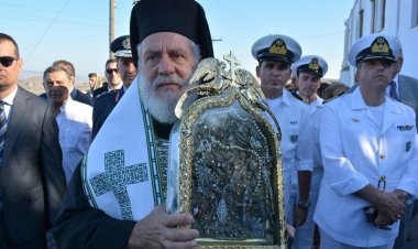 Χιλιάδες λαού συνόδευαν την Αγία Εικόνα στην Ιερά Μονή Κεχροβουνίου