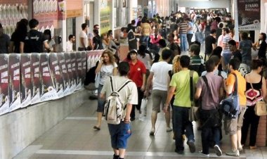 Ακροβασίες με το σύστημα των εξετάσεων