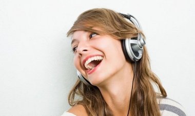 Η χαρούμενη μουσική αυξάνει τη δημιουργικότητα