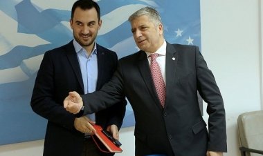 Ειδικό επενδυτικό πρόγραμμα δυο δισ. ευρώ για την Τοπική Αυτοδιοίκηση