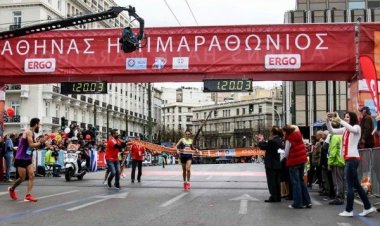 Πρώτη θέση στον ημιμαραθώνιο της Αθήνας η Ελευθερία Πετρουλάκη, καλές εμφανίσεις για τους αθλητές του Α.Ο. Μυκόνου