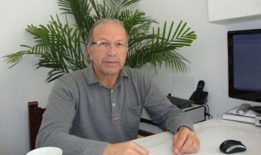 Στον Αντιπεριφερειάρχη Κυκλάδων, Γεώργιο Λεονταρίτη, πέρασε η ευθύνη λειτουργίας του Επαρχείου της Π.Ε. Θήρας