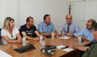 Δρομολογήθηκαν λύσεις σε σημαντικά θέματα και προβλήματα της Σαντορίνης