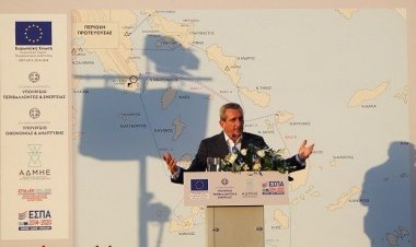 Στα εγκαίνια της ηλεκτρικής διασύνδεσης της Μυκόνου ο Περιφερειάρχης, Γιώργος Χατζημάρκος {εικόνες & βίντεο}