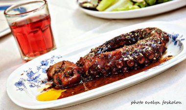 Grilled Octopus: Πως θα επιτύχουμε μαλακό Χταπόδι στα Κάρβουνα!!