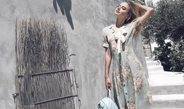 Στην Μύκονο η 21χρονη σταρ του διαδικτύου σε θέματα μόδας, Sonya Esman