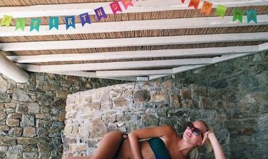 Η Μαρία-Ολυμπία στο νησί των ανέμων για τα 20α γενέθλιά της