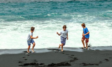 Σημαντικές συμβουλές προς τους λουόμενους, για καλές διακοπές, διότι η θάλασσα θέλει την προσοχή της!!