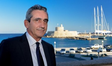 Με τις δηλώσεις του ο Ν. Θεοδωρίδης απάντησε στο ερώτημα αν η λειτουργία της Αποκεντρωμένης Διοίκησης είναι αποτέλεσμα ανικανότητας ή σκοπιμοτήτων