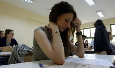 Γαβρόγλου: Εισαγωγή σε ΑΕΙ-ΤΕΙ μόνο με απολυτήριο Λυκείου σε βάθος 3ετίας