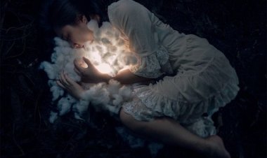 Είναι ευφυέστατα τα μυαλά που υπεραναλύουν κι υπεραγαπούν