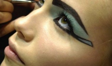 Αποκριάτικο Μακιγιάζ "Κλεοπάτρα" (βήμα - βήμα, Video)