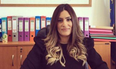 Ευχαριστήρια δήλωση της Εντεταλμένης Συμβούλου Αθλητισμού Κυκλάδων και Επάρχου Θήρας Θεώνης Λειβαδάρου