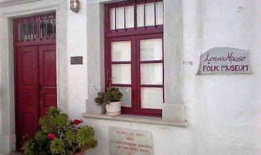 Ενημέρωση για την λειτουργία του παραρτήματος του Λαγραφικού Μουσείου Μυκόνου το "Σπίτι της Λένας"