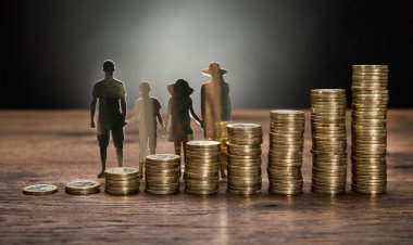 'Εφη Αχτσιόγλου: «Το μέτρο της μείωσης του αφορολόγητου το θεωρούμε και αυτό αχρείαστο δημοσιονομικά»