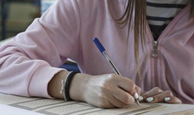 Πανελλαδικές: Αγωνία για 95.000 μαθητές της Β΄ Λυκείου και την εισαγωγή τους στην τριτοβάθμια εκπαίδευση - Όλες οι αλλαγές