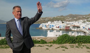 Πρόσκληση του υποψηφίου Δημάρχου Χρήστου Βερώνη για την παρουσίαση του Συνδυασμού «Μύκονος Πρώτη Ξανά» και της Ιδρυτικής Διακήρυξης