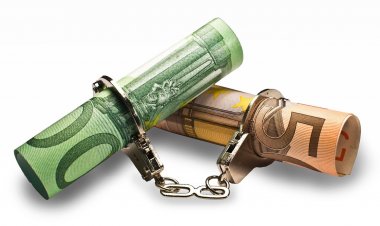 Capital Controls: Το σχέδιο που μελετούν οι τράπεζες - Πότε θα αρθούν πλήρως