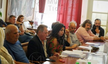 Χαιρετισμός Χρήστου Βερώνη στις δημαιρεσίες του νέου Δημοτικού Συμβουλίου Μυκόνου (video)