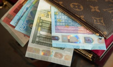 Φορολογία: Τι αλλάζει για εκατομμύρια φορολογούμενους από το 2020