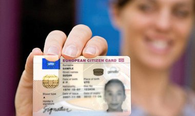 Νέες ταυτότητες: Εγχρωμες, με πρόσβαση σε ψηφιακές υπηρεσίες για την σταδιακή μετάβαση σε ταυτότητες - application