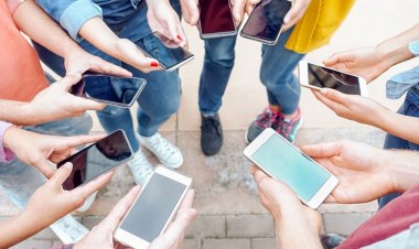 3  Χρήσιμα Tips για το καθάρισμα του κινητού!! Χρειάζεται τρόπος και προσοχή!!