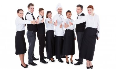 Ξεκινούν τα 33 τμήματα μετεκπαίδευσης και επανακατάρτισης για τους εργαζόμενους και πρόσκαιρα ανέργους στον τουρισμό [Έγγραφο]