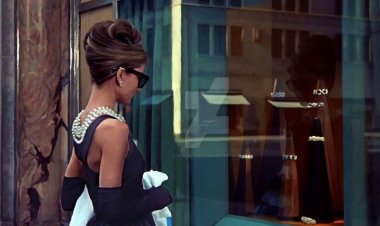 Tiffany: Η έμπνευση για το θρυλικό & εμβληματικό οινοπνευματί χρώμα και όλα όσα την έκαναν τόσο glam!! [pics]