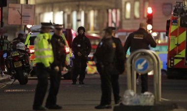 Δύο Νεκροί στη Γέφυρα του Λονδίνου - Τρομοκρατική Επίθεση, λέει η Αστυνομία