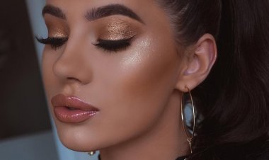 Το Απόλυτο μακιγιάζ των Γιορτών!!