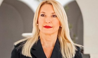 Πρωτοχρονιάτικο Μήνυμα και Ευχές της Γραμματέως Νησιωτικής Πολιτικής του ΚΙΝ.ΑΛ Ελευθερίας Φτακλάκη