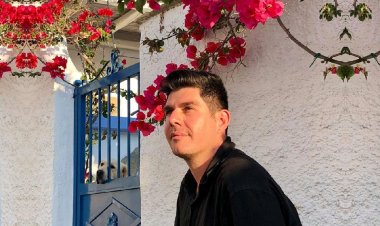 Μήνυμα και Ευχές του Μιλτιάδη Ατζαμόγλου στους Μυκονιάτες για το Νέο Έτος