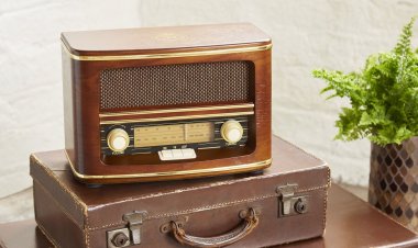 Παγκόσμια Ημέρα Ραδιοφώνου 13 Φεβρουαρίου!! Η 1η Ελληνική μετάδοση στα ερτζιανά [Video]