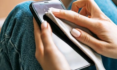 Coronavirus: Πώς θα καθαρίσουμε σωστά τις smart συσκευές μας!! [Χρήσιμα tips]