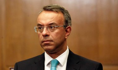 Coronavirus Pandemic - Χρ. Σταϊκούρας : Την Πέμπτη 9 Απριλίου το έκτακτο Δώρο Πάσχα σε γιατρούς-υγειονομικούς