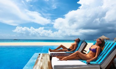 Coronavirus Pandemic: Έτσι θα είναι το καλοκαίρι του Κορωνοϊού!! Βουτιές και μπάνιο με κανόνες!!