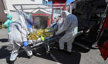 Coronavirus Pandemic : Περισσότεροι από 17.000 θάνατοι στη Γαλλία, μείωση για πρώτη φορά των νοσηλευόμενων ασθενών
