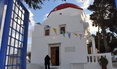 Coronavirus Mykonos: Κλειστό θα παραμείνει το Κοιμητήριο του Αγίου Λουκά για την προστασία της δημόσιας υγείας