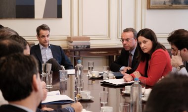 Coronavirus Pandemic: Διαφωνία στην κυβέρνηση για το άνοιγμα των σχολείων