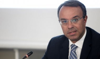 Coronavirus Travel - Επιχειρήσεις: Σκέψεις για «λελογισμένες μειώσεις φόρων» σε κλάδους όπως  ο τουρισμός, η εστίαση και οι μεταφορές