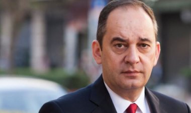 Coronavirus Travel: Ο Πλακιωτάκης ζητά από τον ΕΟΔΥ αύξηση 10% λόγω του τριημέρου του Αγίου Πνεύματος