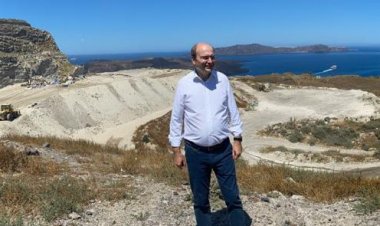 Santorini - Κ. Χατζηδάκης: Τρείς πρωτοβουλίες που θα αλλάξουν την εικόνα της Σαντορίνης