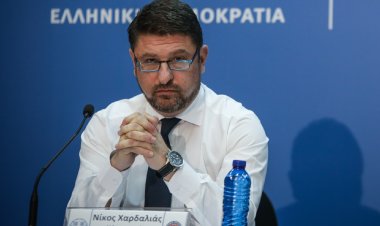 Coronavirus Disease - Νίκος Χαρδαλιάς: Από σήμερα επιστρέφει στις οθόνες μας σε νέα ώρα!!