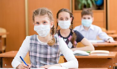 Coronavirus-Reopening Schools: Δεδομένο οι μάσκες, ξανά υπό συζήτηση η έναρξη - Ερωτηματικό η τηλεκπαίδευση