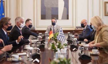 East Med Tensions: Η ανάγκη αποκλιμάκωσης της τουρκικής προκλητικότητας, στο επίκεντρο της συνάντησης Μητσοτάκη-Μάας