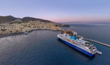 Aegean Islands: Υπογράφεται η σύμβαση με τον ανάδοχο για το εμπορικό κρηπίδωμα λιμένα Ερμούπολης