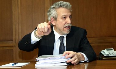 Εκτός ΣΥΡΙΖΑ ο Κοντονής - Σκληρή ανακοίνωση για τη διαγραφή: "Ο ίδιος απεμπόλησε να είναι μέλος του κόμματος"