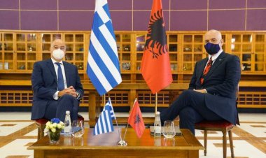 Maritime Zones: Ελλάδα-Αλβανία συμφώνησαν να πάνε στη Χάγη για τις θαλάσσιες ζώνες